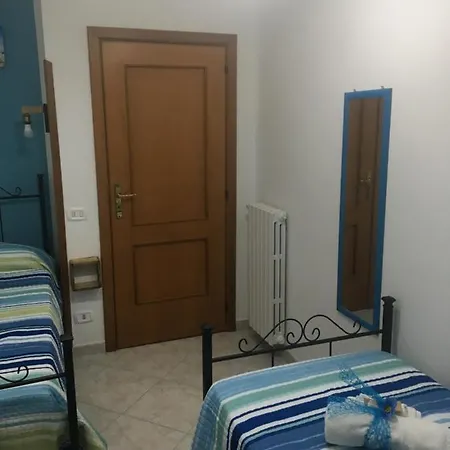 La Casa Di Nonna Anna Bed & Breakfast 4*